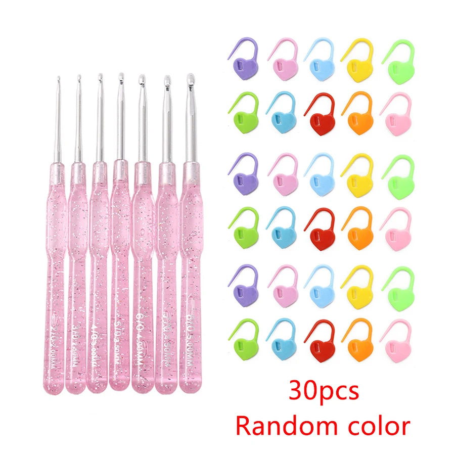 Set de 7 crochets 2 à 5 mm + 30 anneaux marqueurs — Le kit complet de la crocheteuse