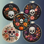 Kit Broderie Halloween — Crânes Fleuris à Broder Soi-Même